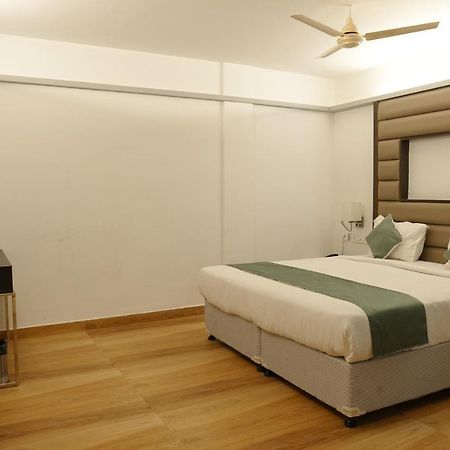 Hotel Konark Khammam Exterior photo
